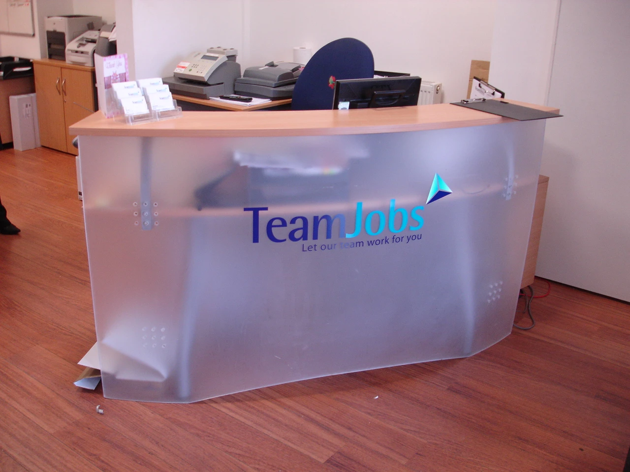 Team Jobs Desk Graphi