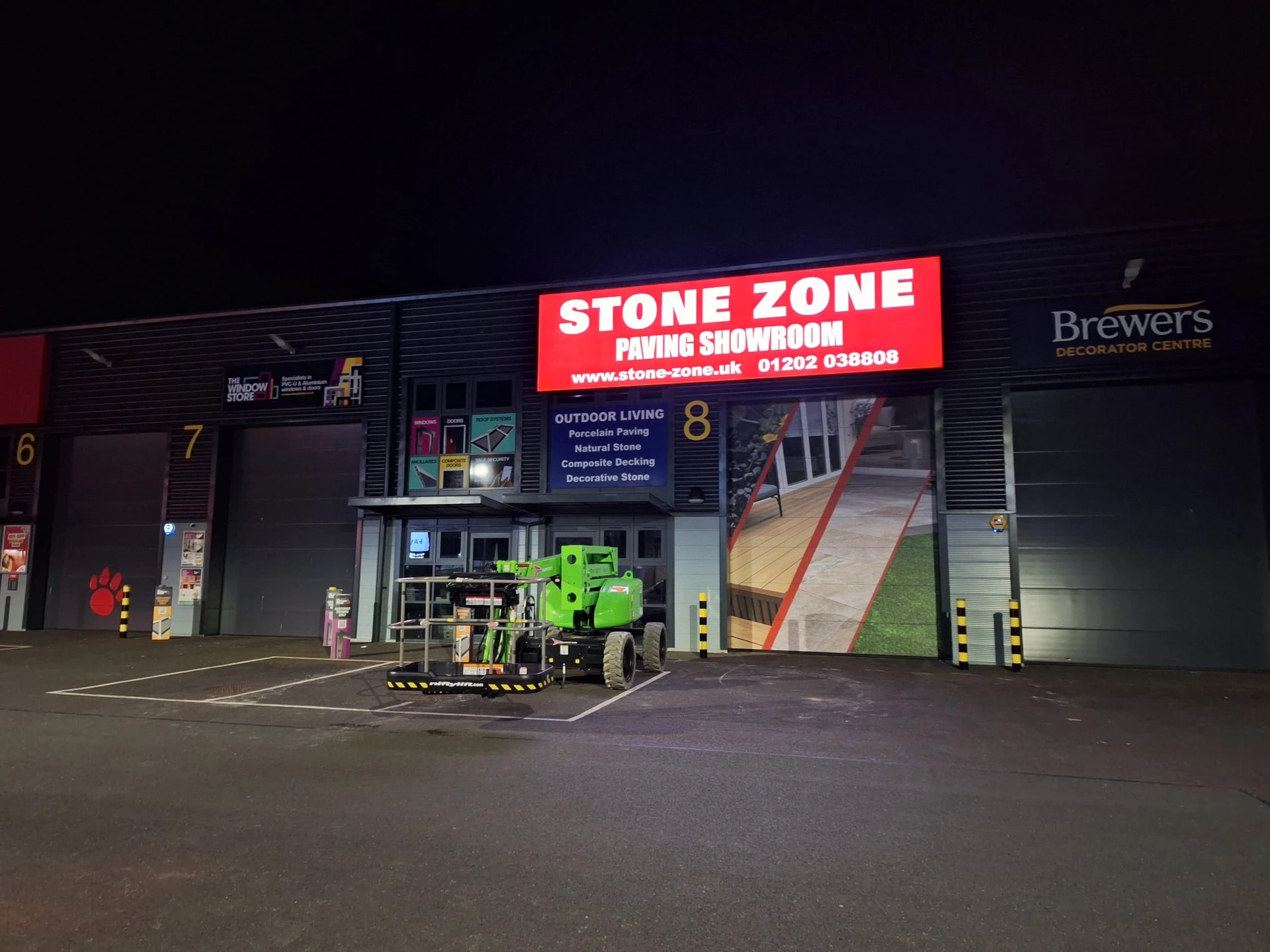 Flex face sign, Illuminated sign, bespoke signage, large format signage, unit signage, commercial signage