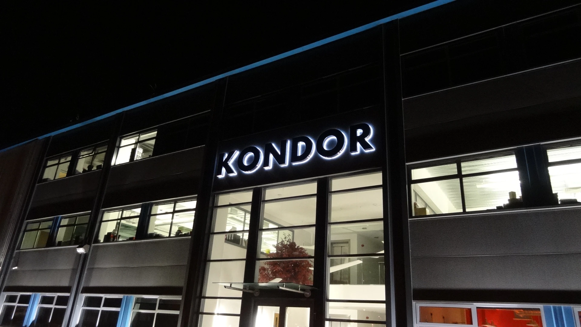 Illuminated Signage, built up letters, LED signage, Light up signage, bespoke signage, graphic design, fret cut letters