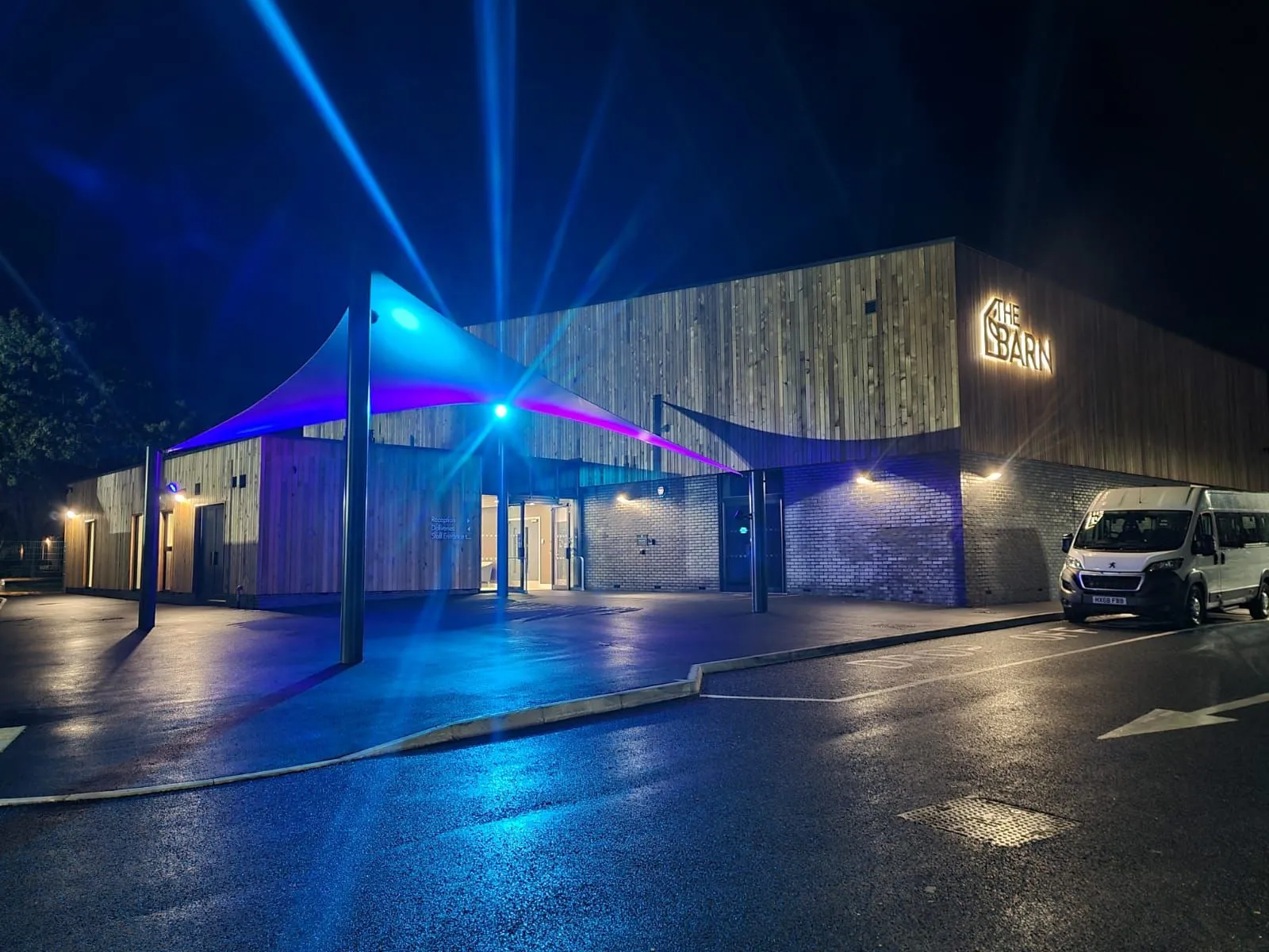 Illuminated Signage, built up letters, LED signage, Light up signage, bespoke signage, graphic design, fret cut letters